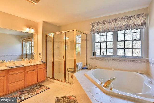 33 CYPRESS LANE, West Creek, NJ 08092