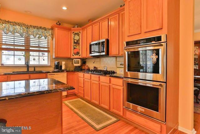 33 CYPRESS LANE, West Creek, NJ 08092