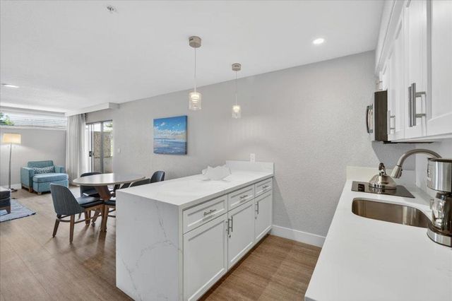 111 Seascape Resort Drive, Aptos, CA 95003