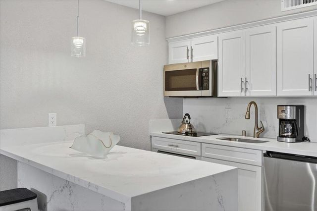 111 Seascape Resort Drive, Aptos, CA 95003