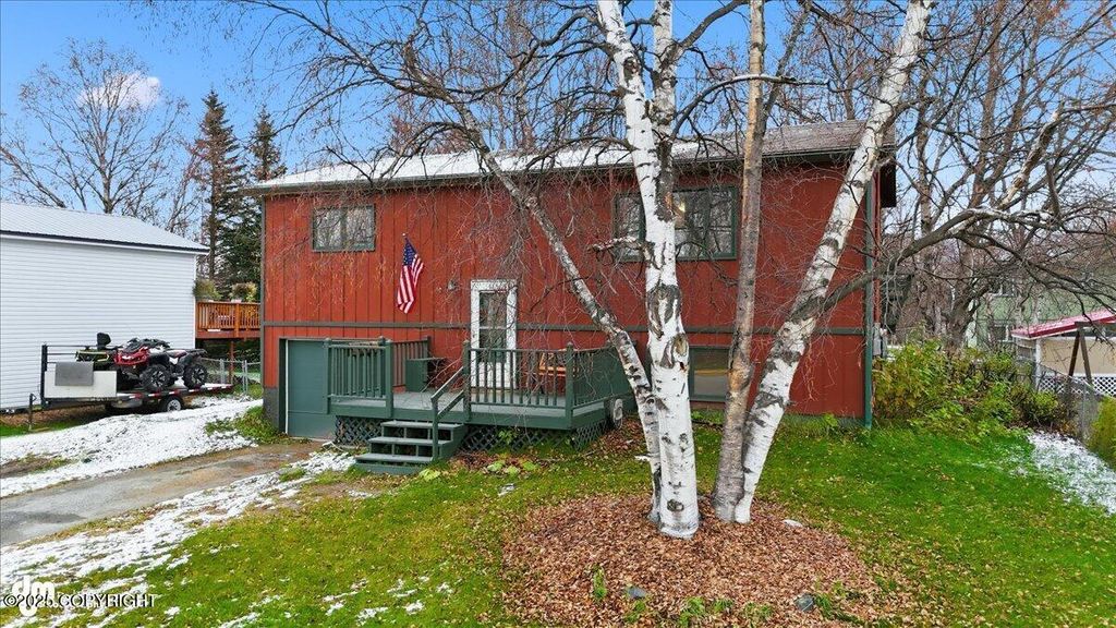 227 N Gulkana Street, Palmer, AK 99645