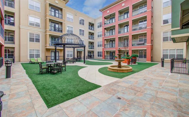 1711 Old Spanish Trail 127, Houston, TX 77054