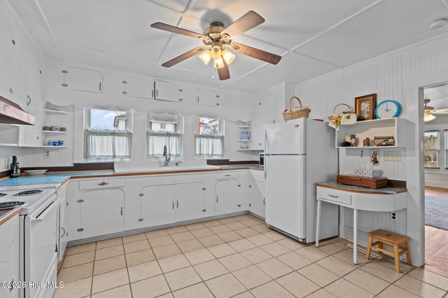 272 Highway 101, Beaufort, NC 28516