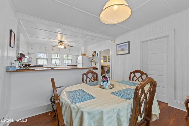 272 Highway 101, Beaufort, NC 28516