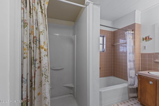 272 Highway 101, Beaufort, NC 28516