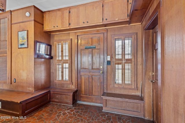 272 Highway 101, Beaufort, NC 28516