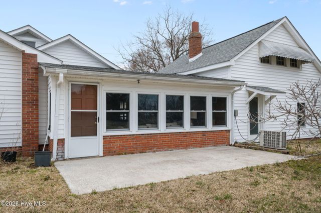 272 Highway 101, Beaufort, NC 28516