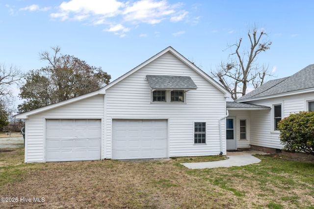 272 Highway 101, Beaufort, NC 28516