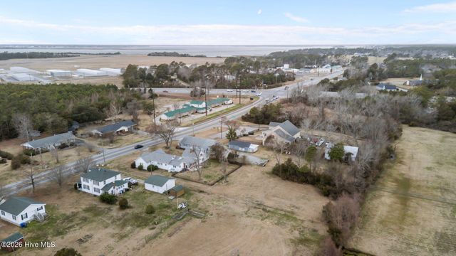 272 Highway 101, Beaufort, NC 28516