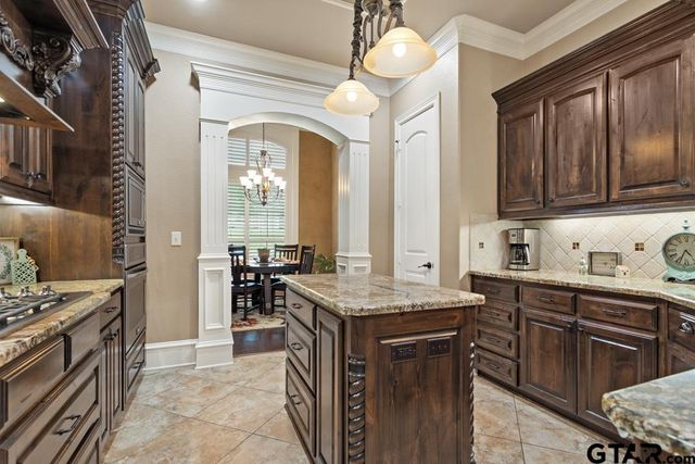 12251 Southhaven, Flint, TX 75762