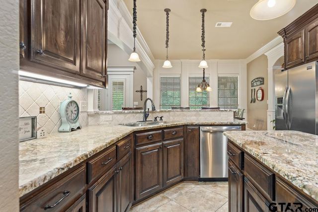 12251 Southhaven, Flint, TX 75762