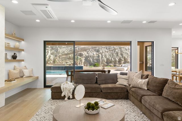 1143 S INDIAN KNOLLS DR, Washington, UT 84780