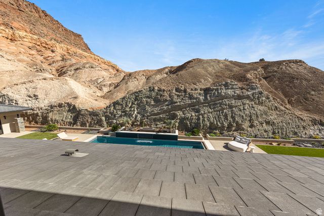 1143 S INDIAN KNOLLS DR, Washington, UT 84780