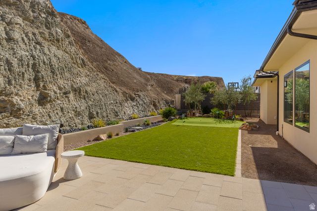 1143 S INDIAN KNOLLS DR, Washington, UT 84780