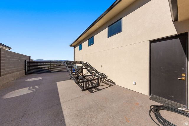 1143 S INDIAN KNOLLS DR, Washington, UT 84780