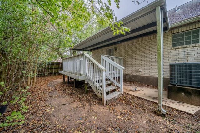 3305 23rd Street N, Texas City, TX 77590