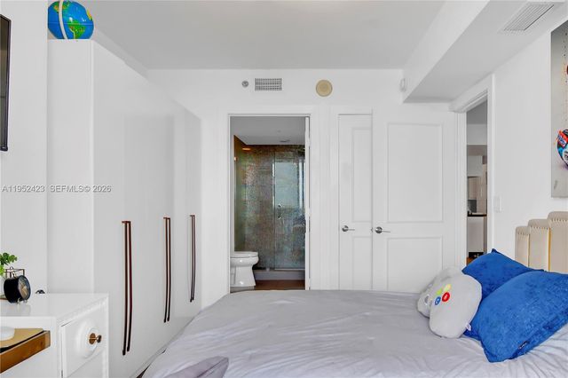 1800 S Ocean Dr 2208, Hallandale Beach, FL 33009