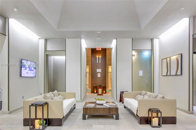 1800 S Ocean Dr 2208, Hallandale Beach, FL 33009