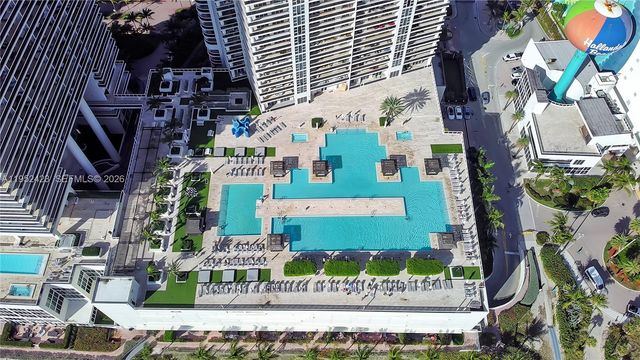 1800 S Ocean Dr 2208, Hallandale Beach, FL 33009