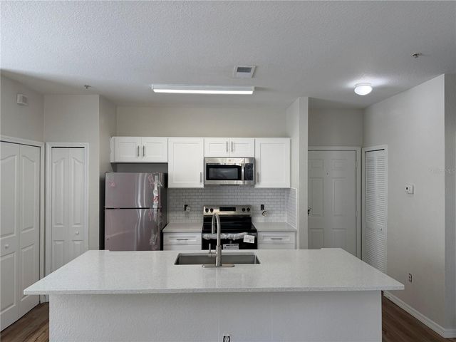 8807 DUNES COURT 207, Kissimmee, FL 34747