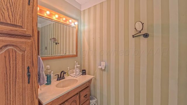 1605 S Bonham Street, Amarillo, TX 79102