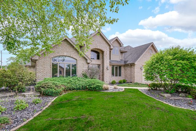17123 Pointe Drive, Orland Park, IL 60467