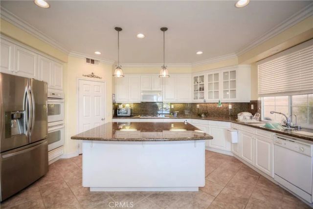 45316 Saint Tisbury, Temecula, CA 92592