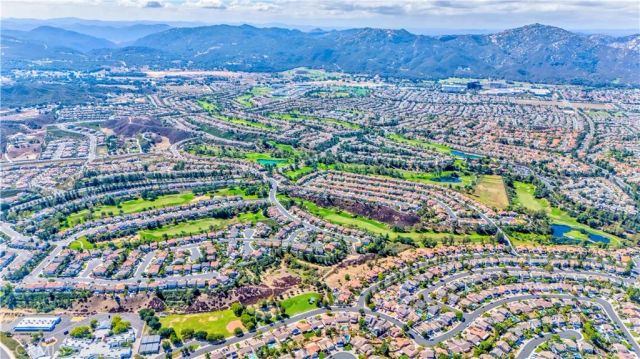 45316 Saint Tisbury, Temecula, CA 92592