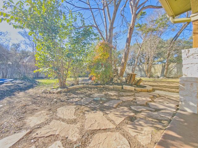 205 N Mount Rushmore DR, Cedar Park, TX 78613