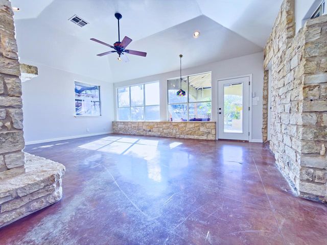 205 N Mount Rushmore DR, Cedar Park, TX 78613