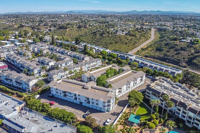 3020 Cowley Way 210, San Diego, CA 92117