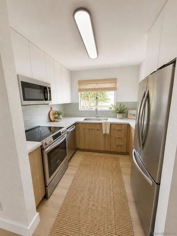 3020 Cowley Way 210, San Diego, CA 92117