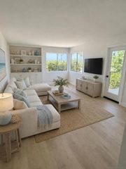 3020 Cowley Way 210, San Diego, CA 92117