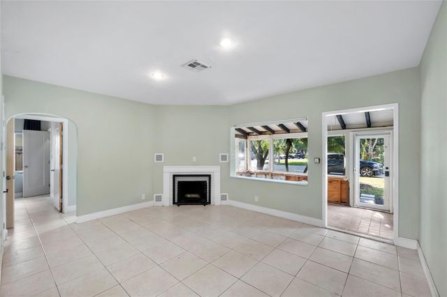 235 NE 21st St, Wilton Manors, FL 33305