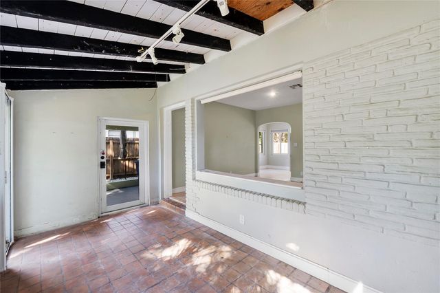 235 NE 21st St, Wilton Manors, FL 33305