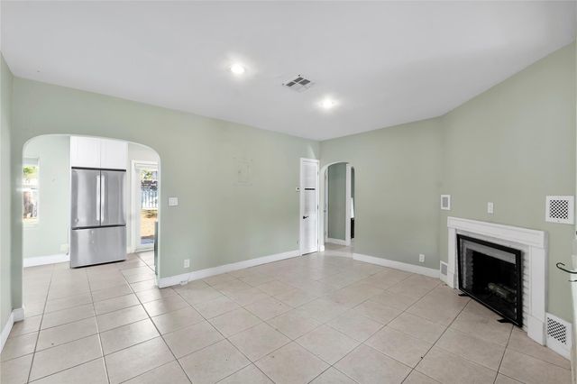 235 NE 21st St, Wilton Manors, FL 33305