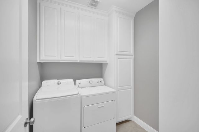 613 Autumn Run Drive, Midlothian, TX 76065
