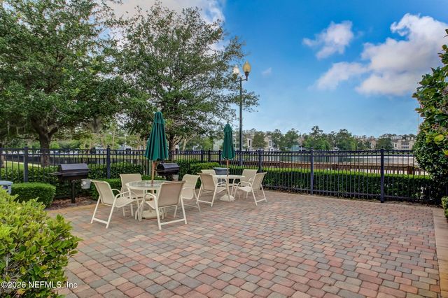 8550 TOUCHTON Road 2033, Jacksonville, FL 32216