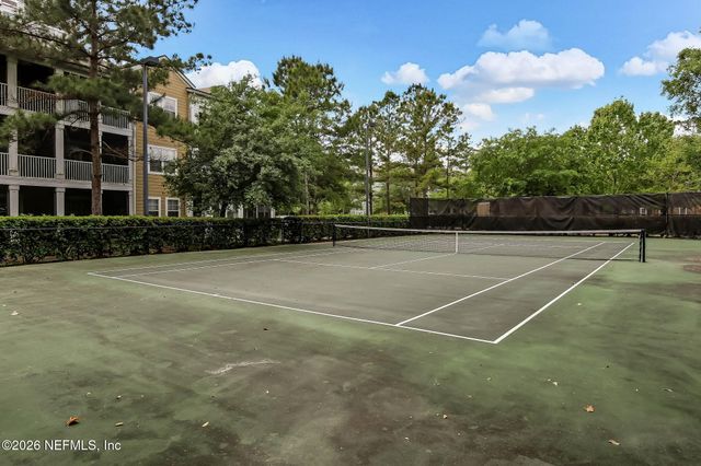 8550 TOUCHTON Road 2033, Jacksonville, FL 32216