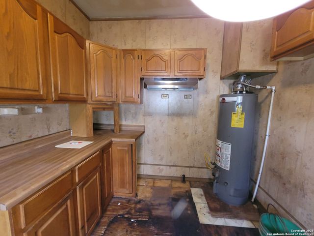 256 W Villaret, San Antonio, TX 78221