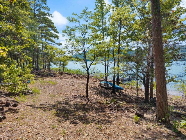 554 Emerald Cove, Shirley, AR 72153