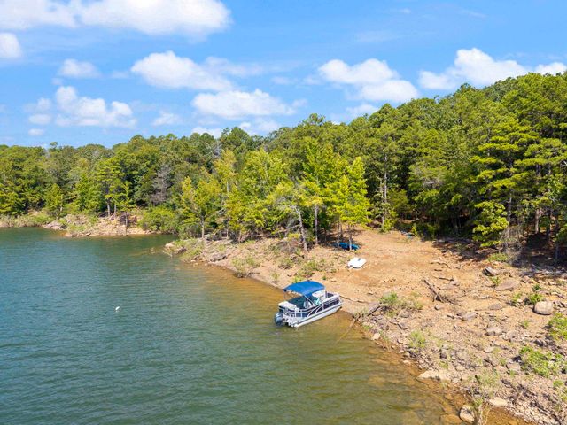 554 Emerald Cove, Shirley, AR 72153