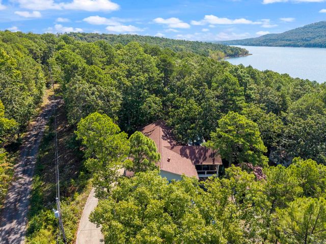 554 Emerald Cove, Shirley, AR 72153