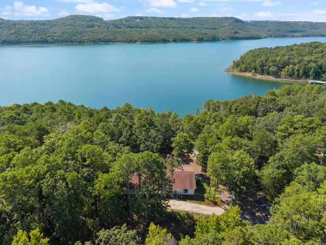 554 Emerald Cove, Shirley, AR 72153