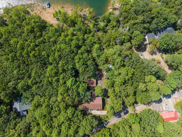 554 Emerald Cove, Shirley, AR 72153