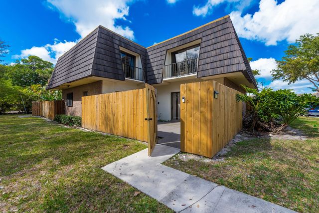 4572 Cherry Road, West Palm Beach, FL 33417