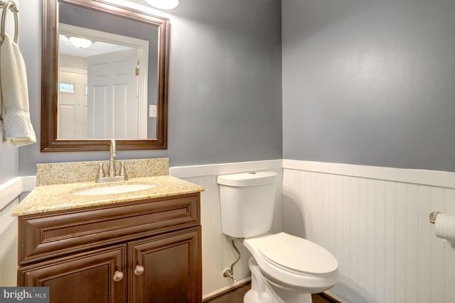 7418 GOLDEN HORSESHOE, Springfield, VA 22153