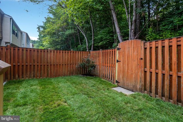 7418 GOLDEN HORSESHOE, Springfield, VA 22153