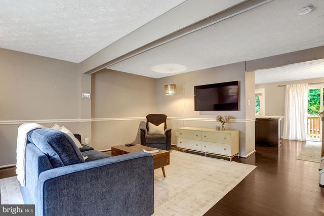 7418 GOLDEN HORSESHOE, Springfield, VA 22153