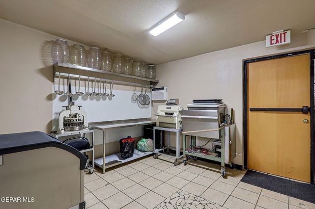 2222 BASSETT Avenue, El Paso, TX 79901